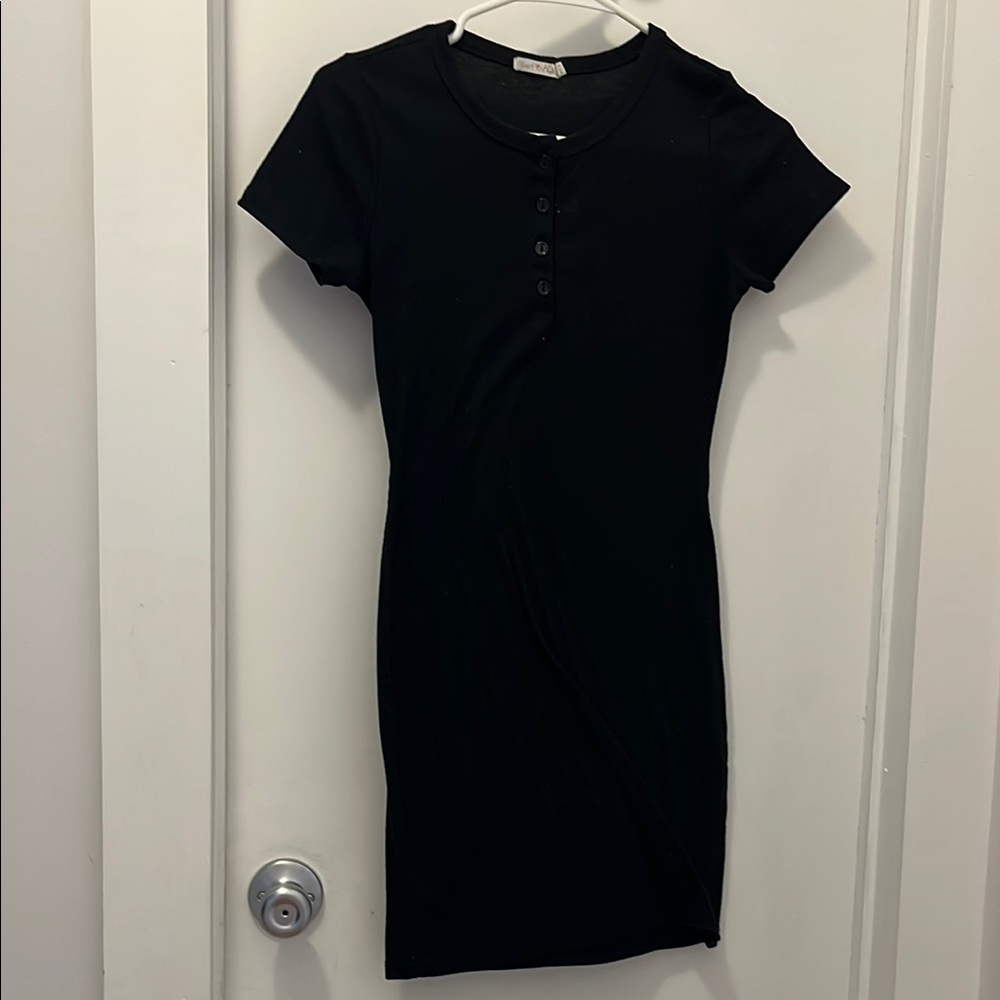 Chic Black Ribbed Cardigan